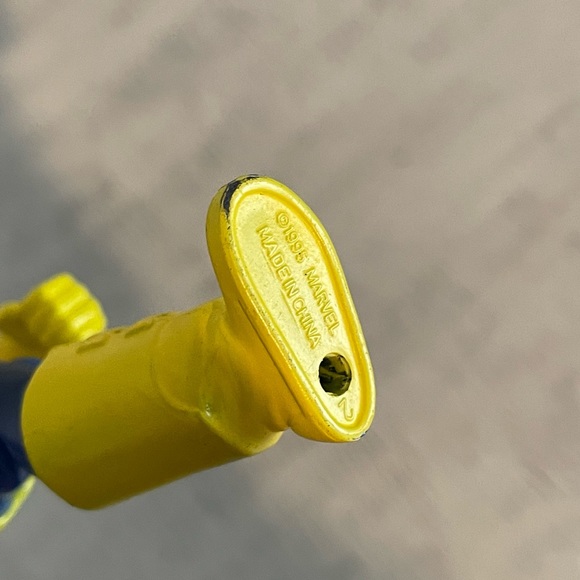 1995 VINTAGE MARVEL CYCLOPS X-MEN Action Figure Toy 5” - Picture 3 of 5